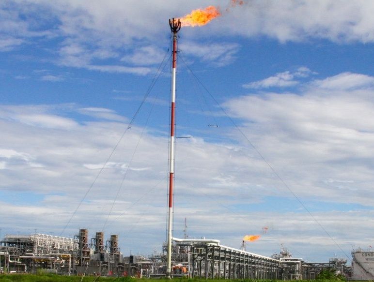 Gas